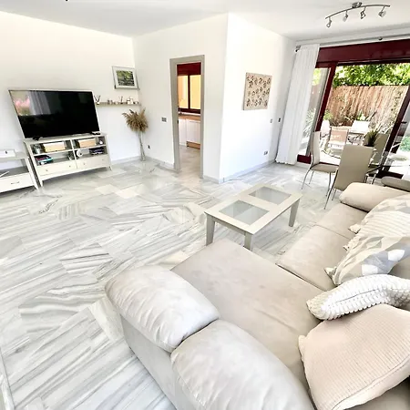 Сasa de vacaciones With Private Pool *