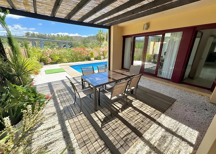 Сasa de vacaciones With Private Pool *